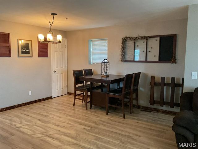 304 STATE AVE, Pocahontas, IL 62275