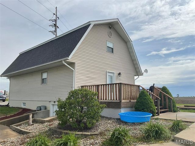 304 STATE AVE, Pocahontas, IL 62275