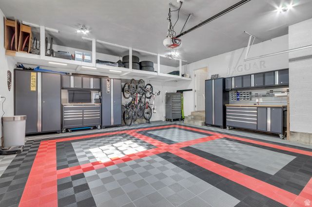 1819 E 9880 S, Sandy, UT 84092