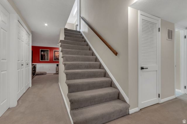 1819 E 9880 S, Sandy, UT 84092