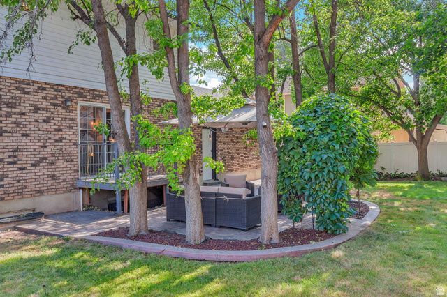 1819 E 9880 S, Sandy, UT 84092