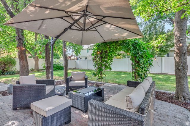 1819 E 9880 S, Sandy, UT 84092
