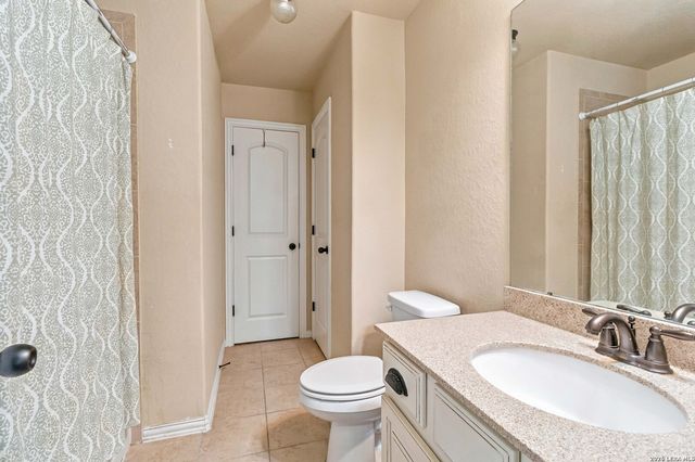 24618 GLASS CYN, San Antonio, TX 78260