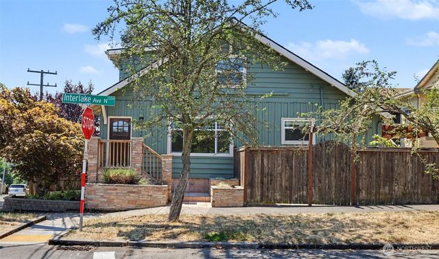 1326 N 40th Street, Seattle, WA 98103