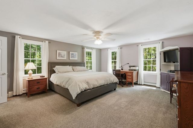 31 Pine Street, Middleboro, MA 02346