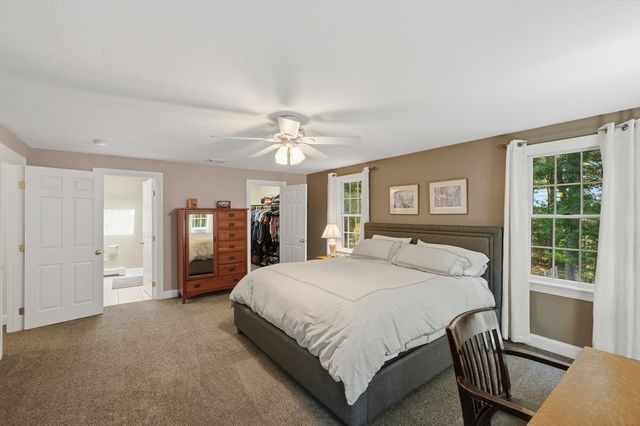 31 Pine Street, Middleboro, MA 02346