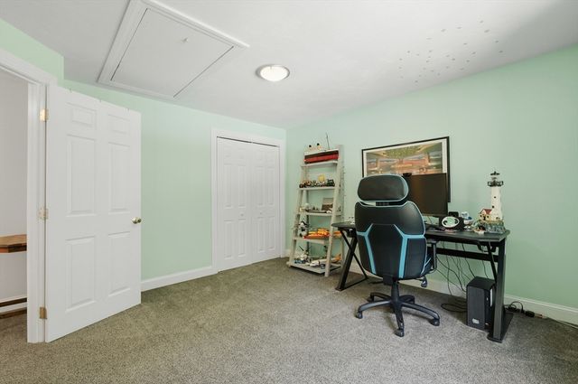 31 Pine Street, Middleboro, MA 02346