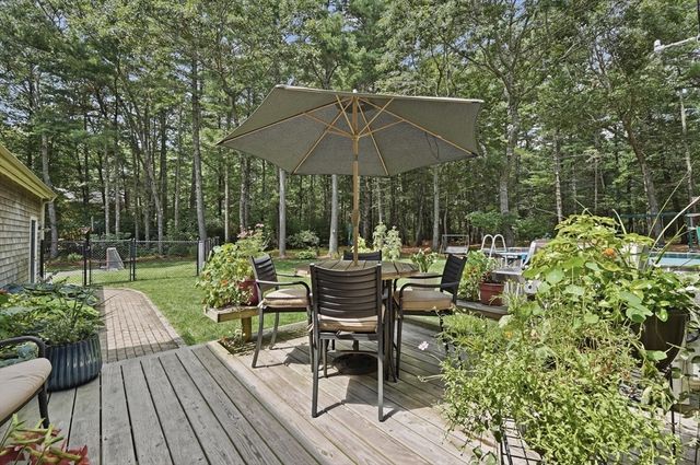 31 Pine Street, Middleboro, MA 02346