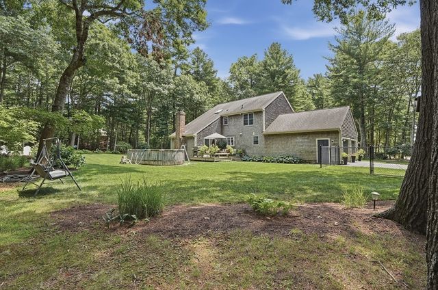 31 Pine Street, Middleboro, MA 02346