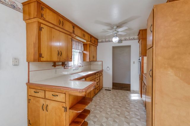 19616 E Parlier Avenue, Reedley, CA 93654