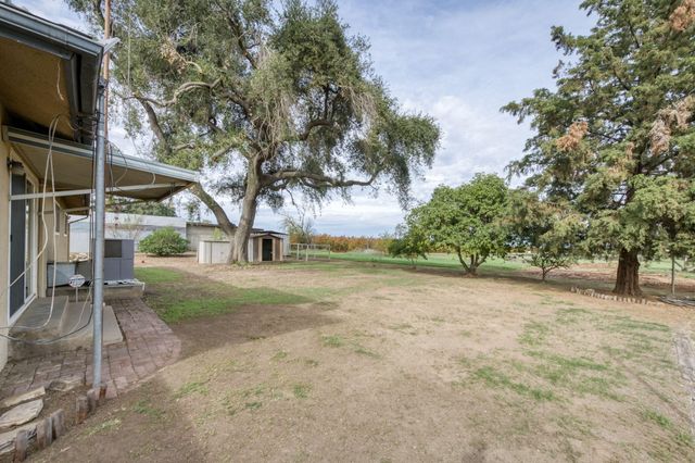 19616 E Parlier Avenue, Reedley, CA 93654