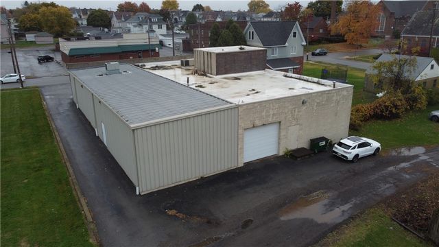 1236 E Washington St, New Castle, PA 16101