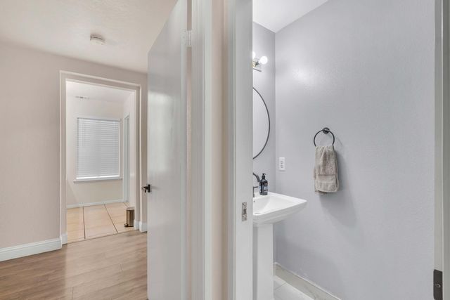 3516 W Dovewood Avenue, Fresno, CA 93711