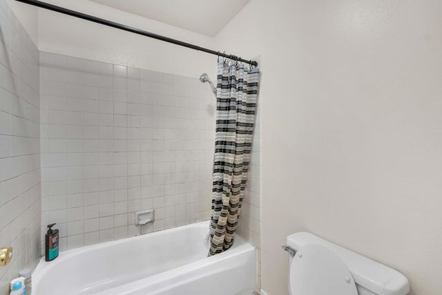 3516 W Dovewood Avenue, Fresno, CA 93711