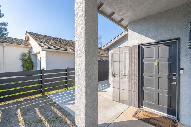 3516 W Dovewood Avenue, Fresno, CA 93711
