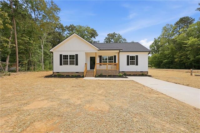 213 Grand Oaks Drive, Gibsonville, NC 27249