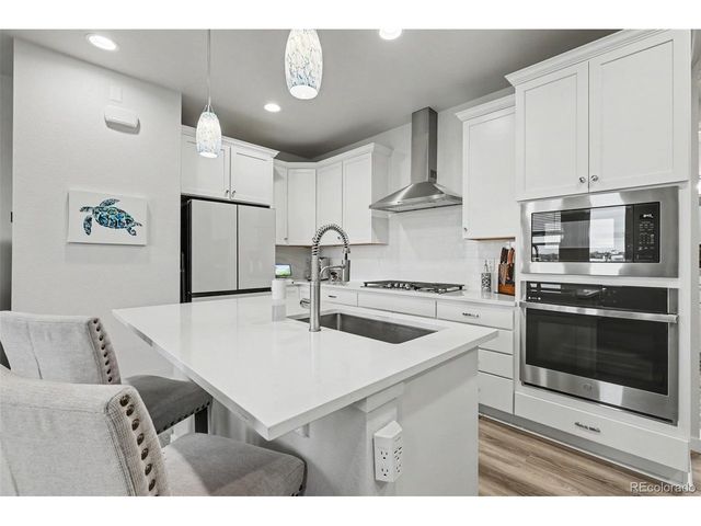12375 Farmview Ln, Northglenn, CO 80241