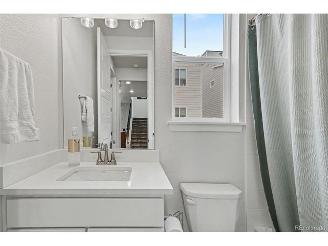 12375 Farmview Ln, Northglenn, CO 80241