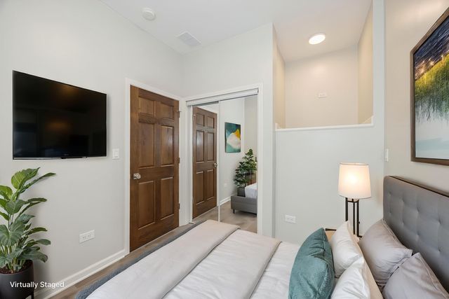 2008 W Addison Street 2, Chicago, IL 60618
