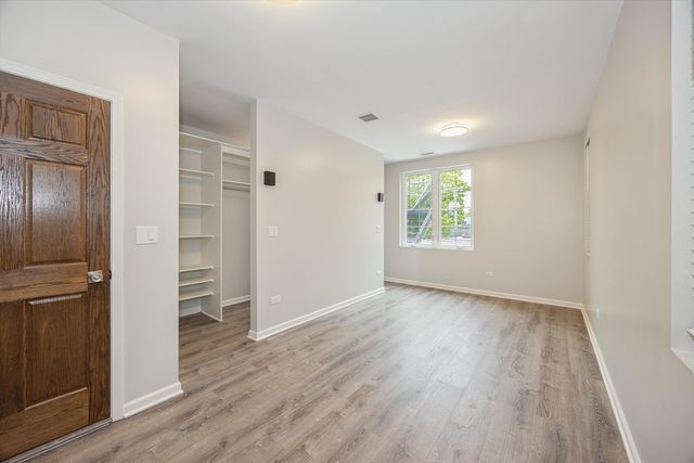 2008 W Addison Street 2, Chicago, IL 60618