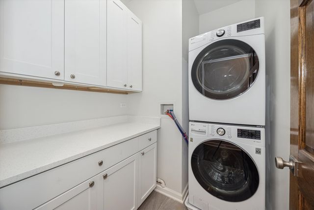 2008 W Addison Street 2, Chicago, IL 60618