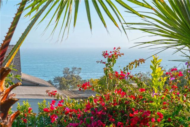 2297 Golden Gate Avenue, Summerland, CA 93067