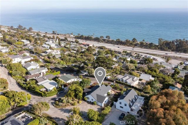 2297 Golden Gate Avenue, Summerland, CA 93067