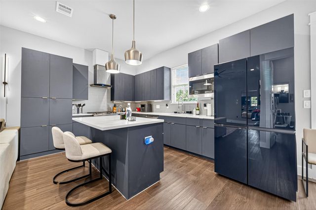 2541 Hollister Road, Houston, TX 77080