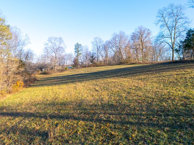 121 Mt Moriah Church Road, Portland, TN 37148