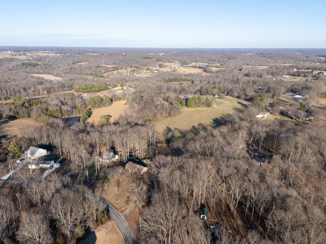 121 Mt Moriah Church Road, Portland, TN 37148