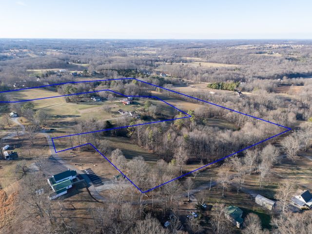 121 Mt Moriah Church Road, Portland, TN 37148