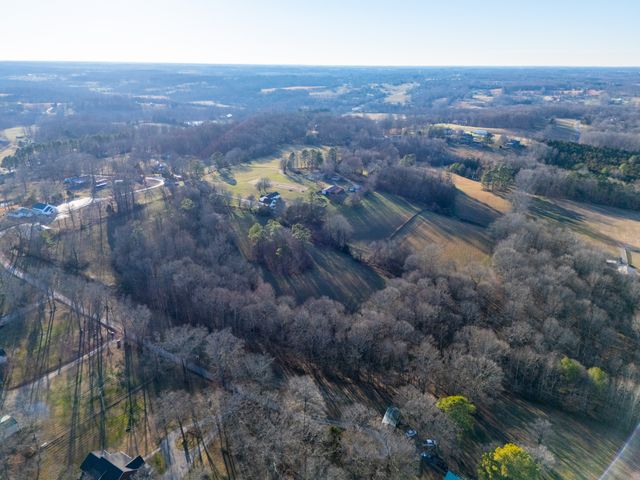 121 Mt Moriah Church Road, Portland, TN 37148