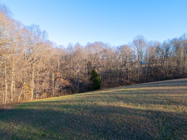 121 Mt Moriah Church Road, Portland, TN 37148