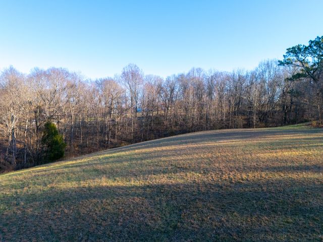 121 Mt Moriah Church Road, Portland, TN 37148