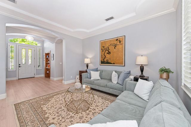 2129 Tarbolton Cir, Folsom, CA 95630