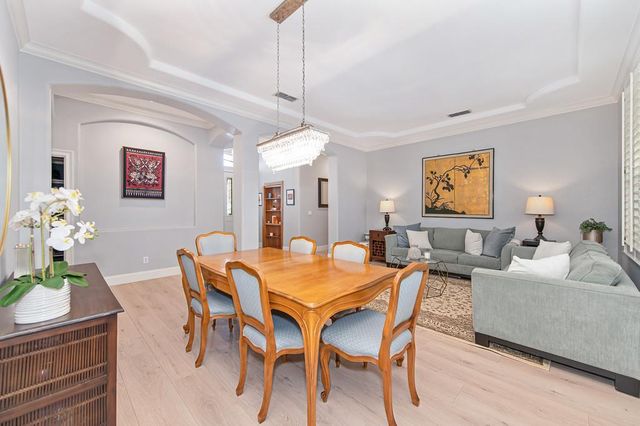 2129 Tarbolton Cir, Folsom, CA 95630