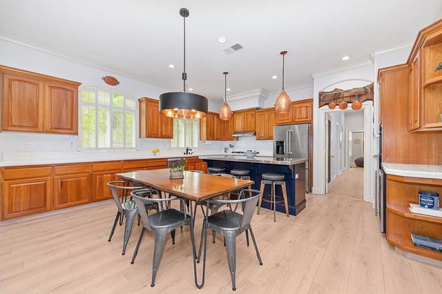 2129 Tarbolton Cir, Folsom, CA 95630