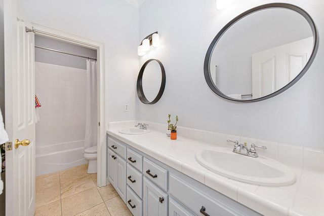 2129 Tarbolton Cir, Folsom, CA 95630