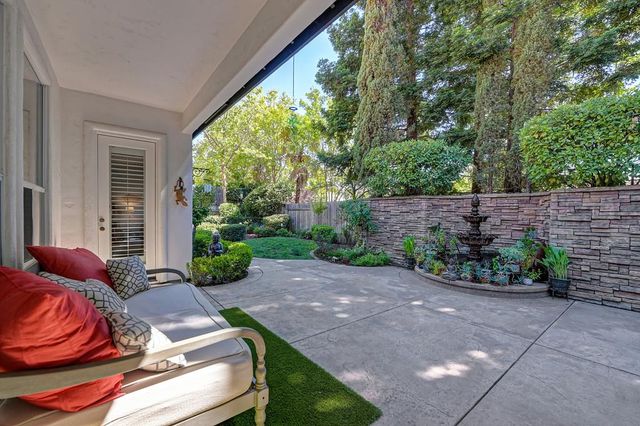 2129 Tarbolton Cir, Folsom, CA 95630