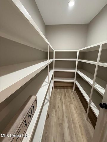 5350 Hoda Road, Kiln, MS 39556