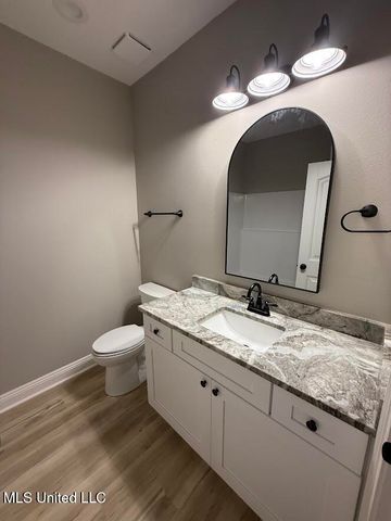 5350 Hoda Road, Kiln, MS 39556
