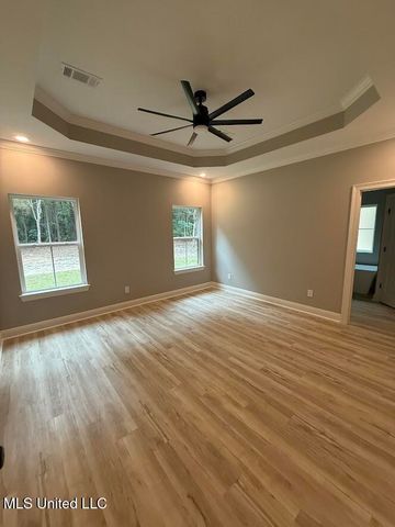 5350 Hoda Road, Kiln, MS 39556
