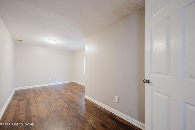 505 Warnock St, Louisville, KY 40217