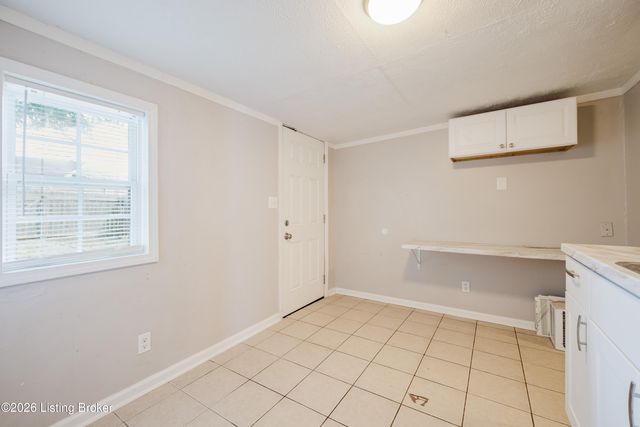 505 Warnock St, Louisville, KY 40217