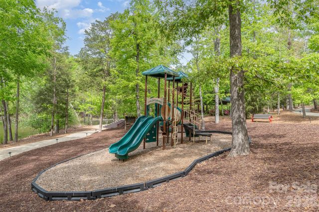 6020 Kings Canyon Way, Lancaster, SC 29720