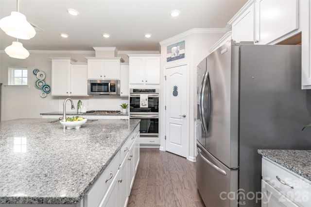 6020 Kings Canyon Way, Lancaster, SC 29720