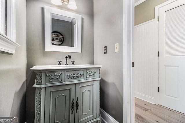 855 John Court, Lawrenceville, GA 30046