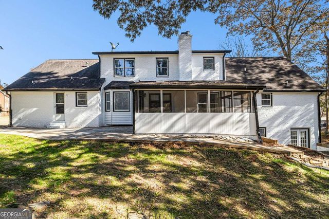 855 John Court, Lawrenceville, GA 30046