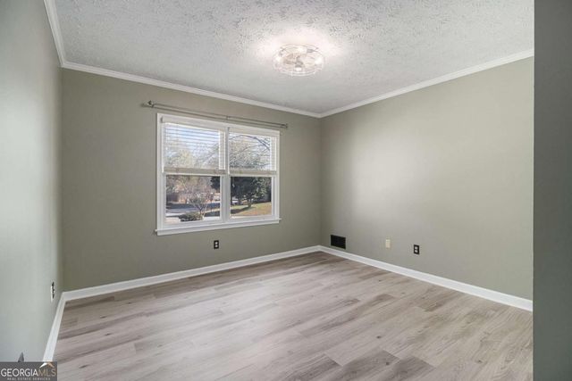 855 John Court, Lawrenceville, GA 30046