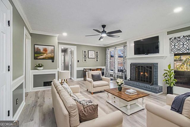 855 John Court, Lawrenceville, GA 30046